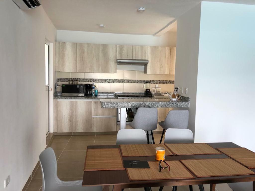 Departamento De Lujo 3 Recamaras En Exclente Ubicacion Apartman Cancún Kültér fotó